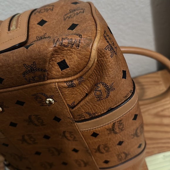 Authentic MCM boston hand bag - Picture 10 of 14